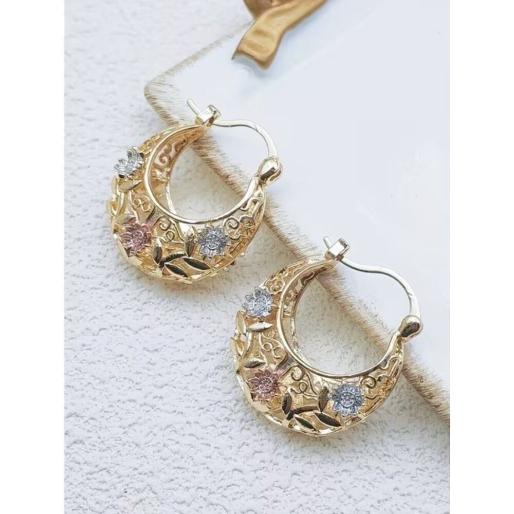Cradle Shape Flower Basket Earrings Filigree Hollow-out Lever-Back Drop Golden